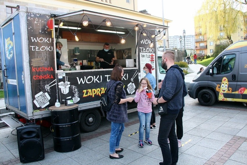 Plac Staffa w Skarżysku-Kamiennej znów zapełnił się food...