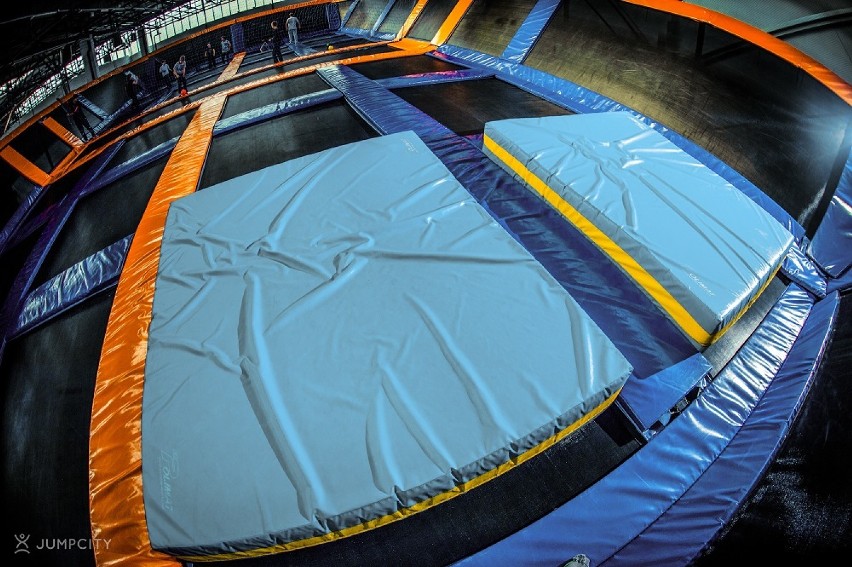 Park trampolin Jumpcity- wskocz w wakacje!