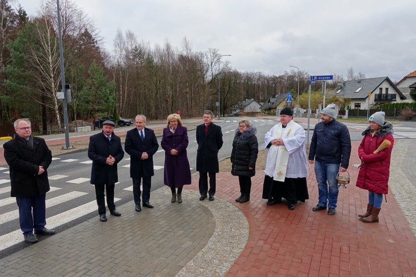 Nowe połączenie drogowe w gminie Wejherowo. W Kąpinie uroczyście odebrano drogę gminną [ZDJĘCIA]