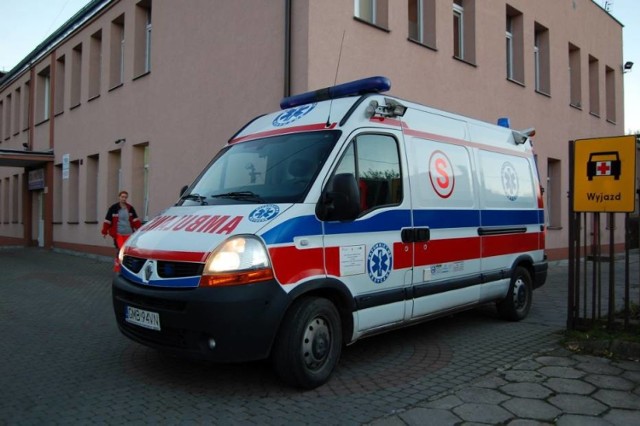Powiat nowodworski. Powiatowe Centrum Zdrowia, które zarządza nowodworskim szpitalem kupi nowy ambulans dla zespołu ratownictwa medycznego. Dodatkowo, tabor placówki powiększy się o nową karetkę transportową.