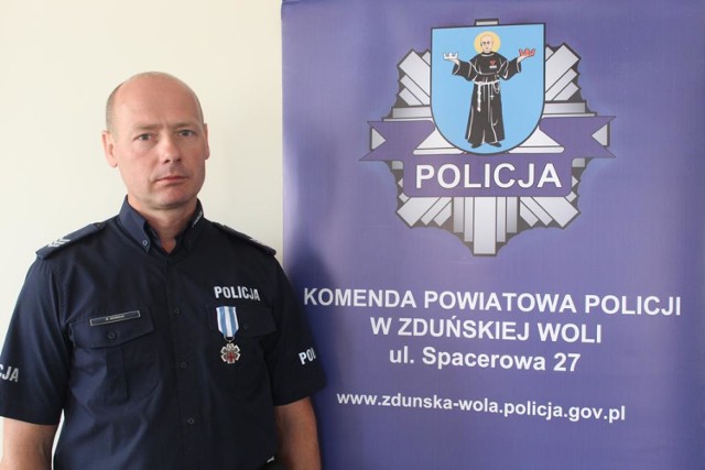 Zduńskowolski policjant odznaczony za krwiodawstwo