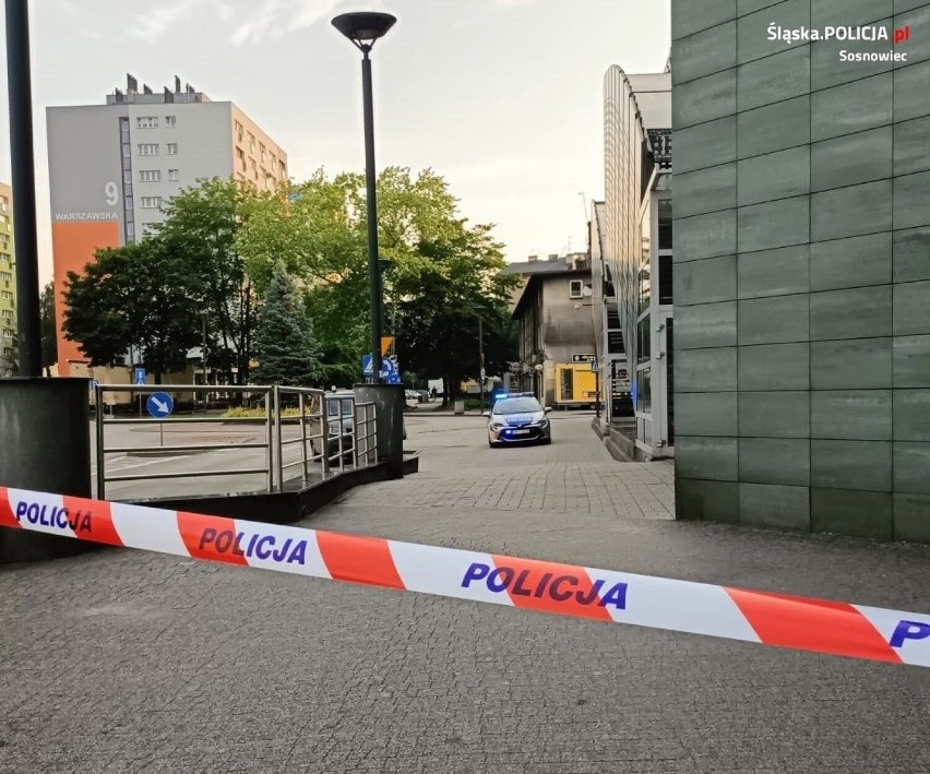 Bomba w centrum handlowym w Sosnowcu? Zarządzono ewakuację, służby na miejscu