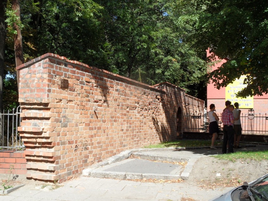 Mury obronne Żory: Za 200 tys. zł zabytkowe cegły będą odnowione