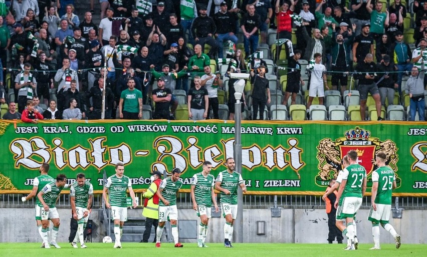 Lechia Gdańsk - Warta Poznań 3.09.2022 r. Znamy skład biało-zielonych! Wrócił już do gry Flavio Paixao, zadebiutuje Joeri de Kamps?