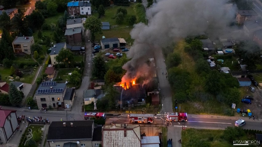 Zabójstwo w Rudzie Śląskiej. 34-latek podpalił swoją ofiarę, spłonął dom