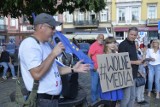 Lex TVN – wieczorny protest w Ostrowie Wielkopolskim