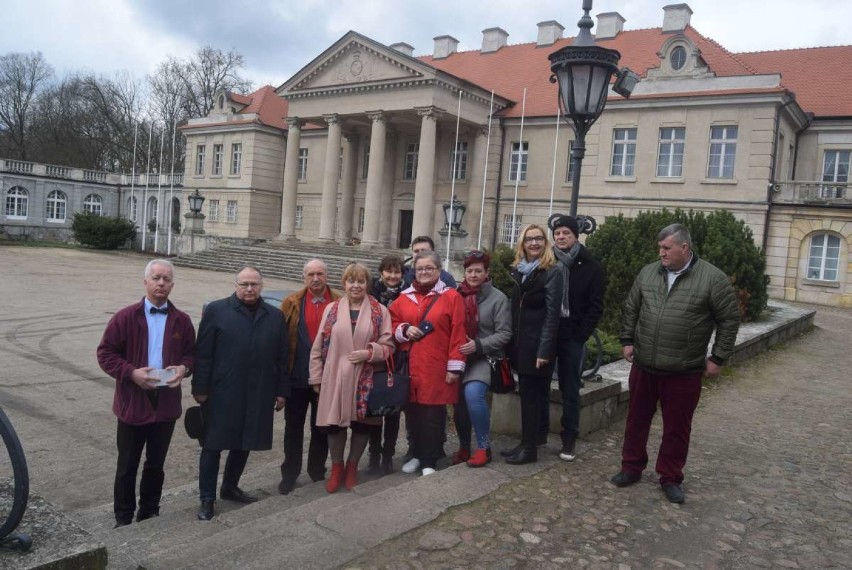 Pałac w Czerniejewie od środka - zobacz!