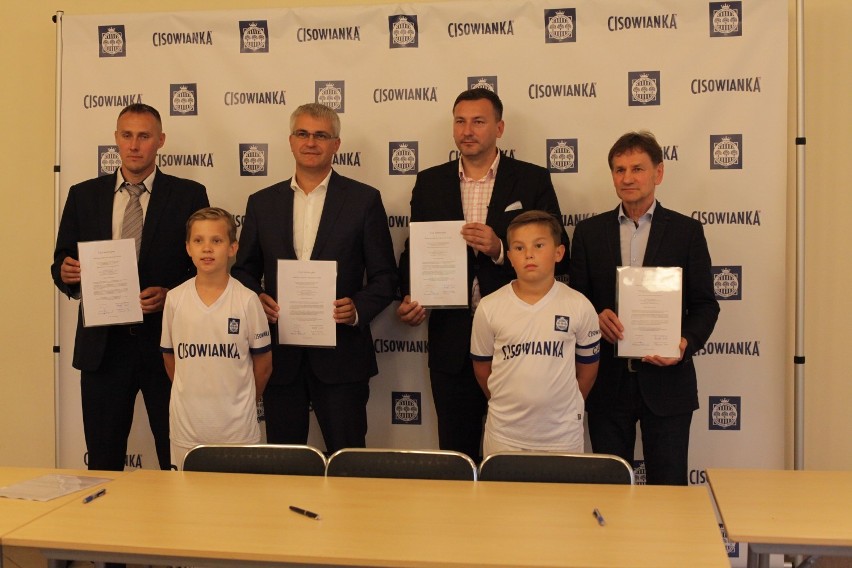 Cisowianka sponsorem tytularnym Klubu Sportowego Drzewce