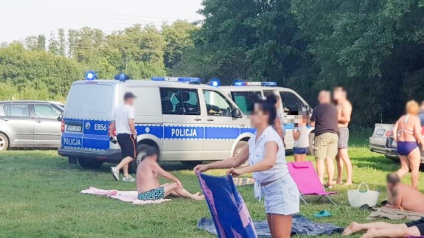 Uciekające przed policją bmw wjechało na plażę pełną ludzi