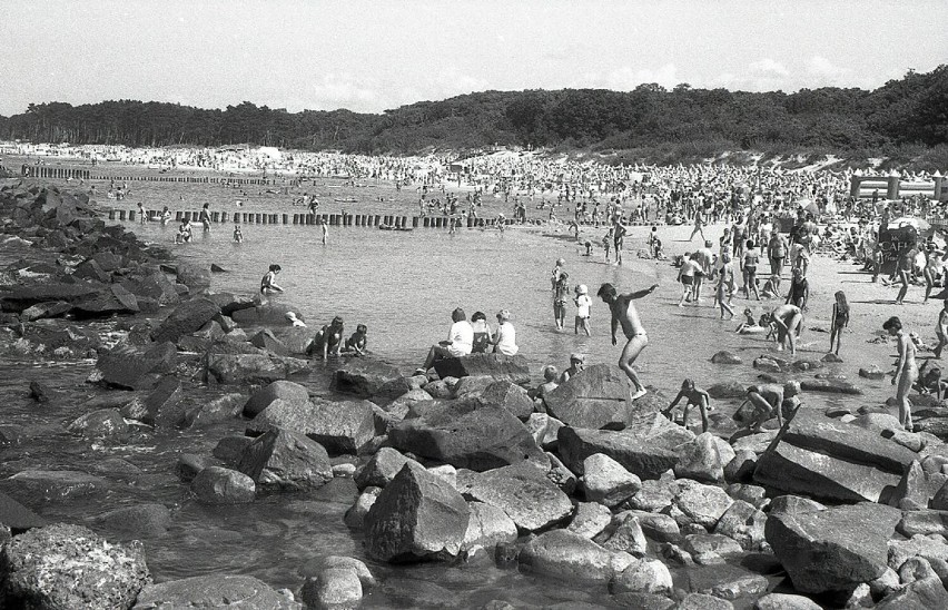 Lata 80. 90. na plaży w Darłowie. Odwiedźmy tamte czasy...