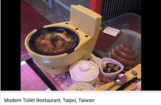 Na Tajwanie działa niezwykła restauracja. Jedzenie podają tam w miniaturowych... toaletach [WIDEO]