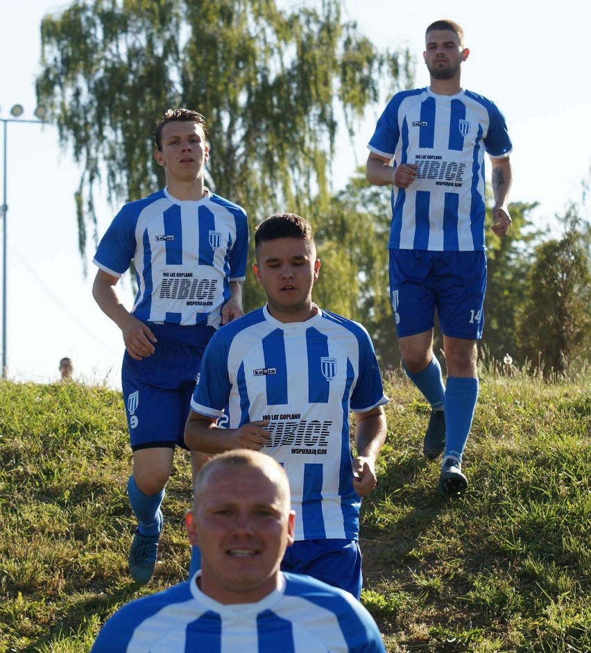 Inowrocław. V liga piłki nożnej Goplania Inowrocław - Gopło Kruszwica 1:1. Zdjęcia 