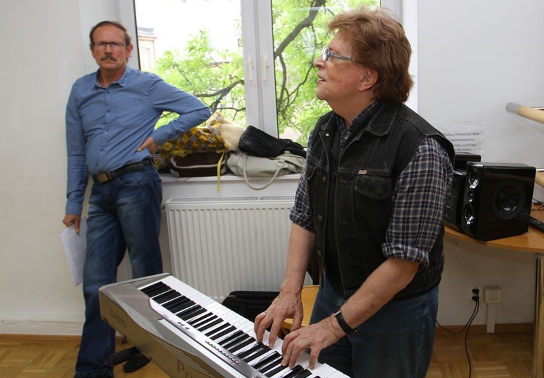 Krzysztof Cwynar zagra koncert w piotrkowskim amfiteatrze