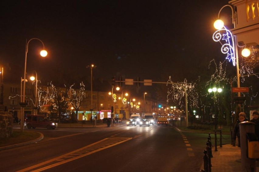 Świąteczna iluminacja w Radomsku już świeci