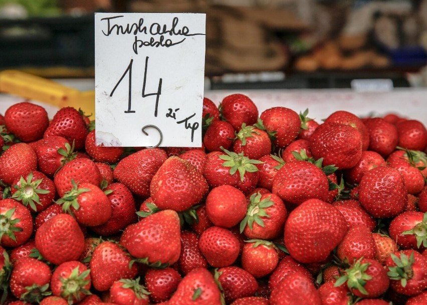 Wygląd truskawek polskich i zagranicznych jest podobny....