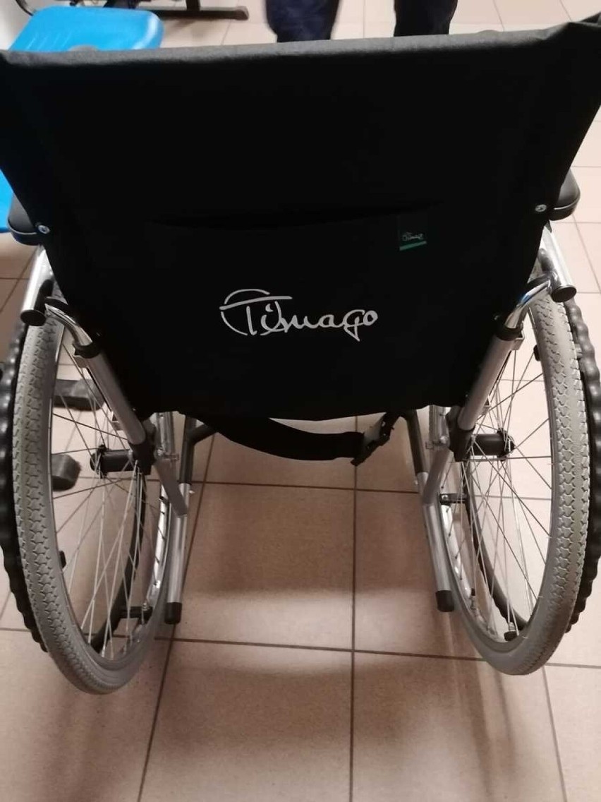 Kobieta ukradła wózek inwalidzki. Została zatrzymana przez makowską policję. 30.05.2023