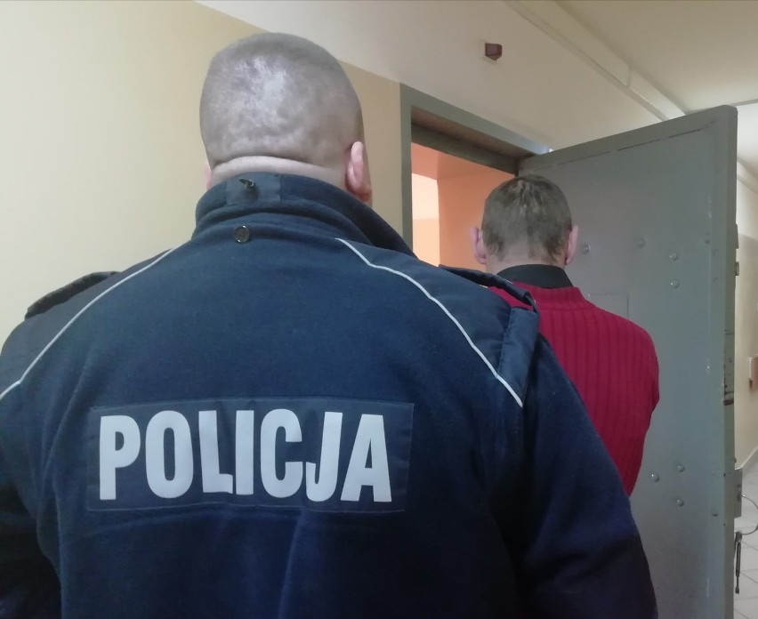 42-letni mieszkaniec gminy Zelów miał w chwili zatrzymania...