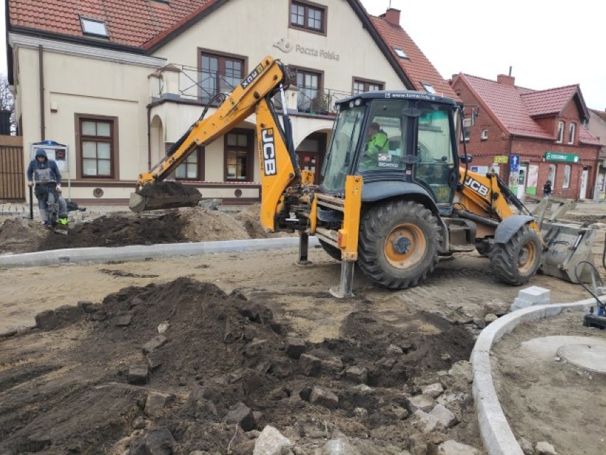 Trwa przebudowa i rozbudowa ulicy Kościuszki w Łebie