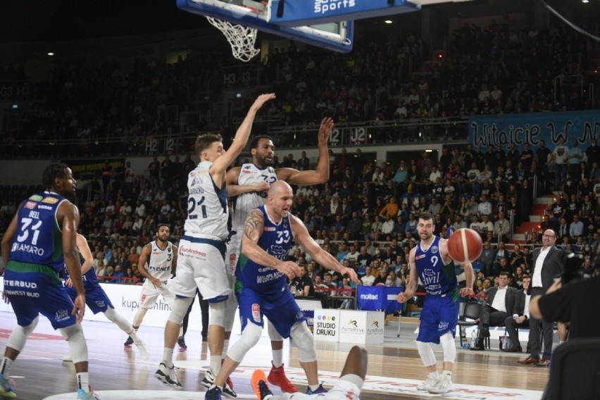 Twarde Pierniki Toruń - Anwil Włocławek 84:92