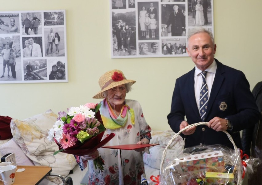 Piękny jubileusz pani Antoniny. Brzeżanka świętuje swoje 100. urodziny