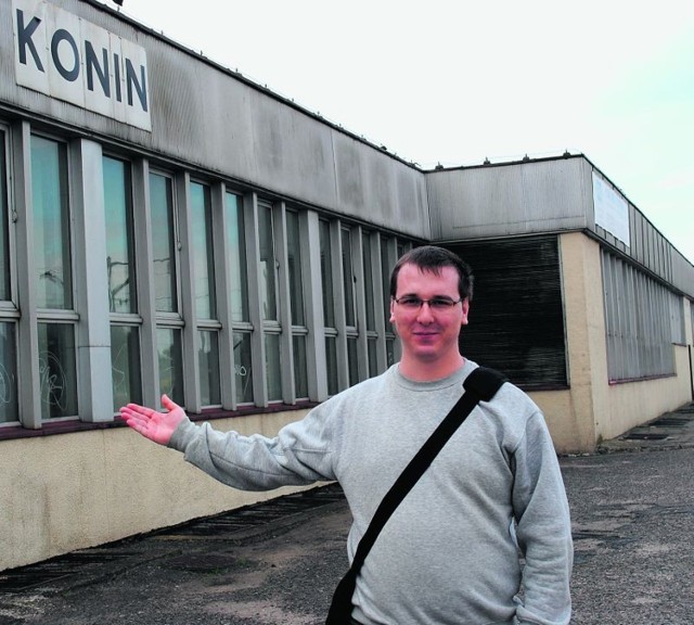 Janusz Miedzieński ma nadzieję, że dworzec uda się pomalować jeszcze przed Euro