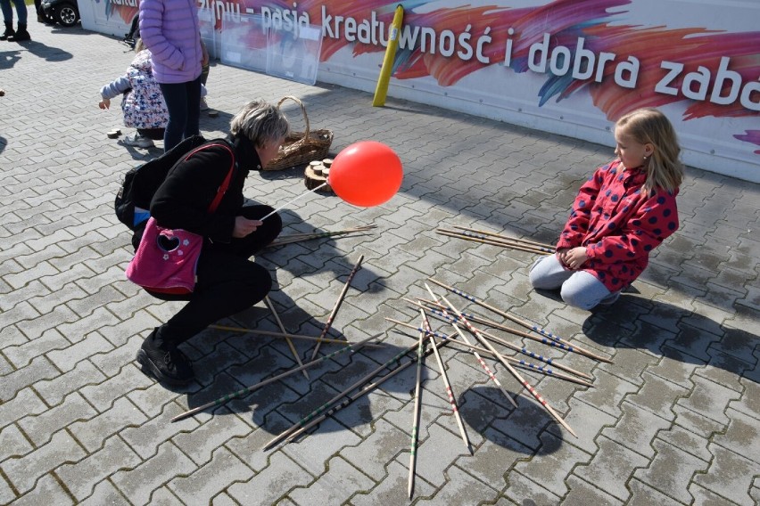 Warsztaty plastyczne dla dzieci - "Twórcze nurty nad Błędnem"