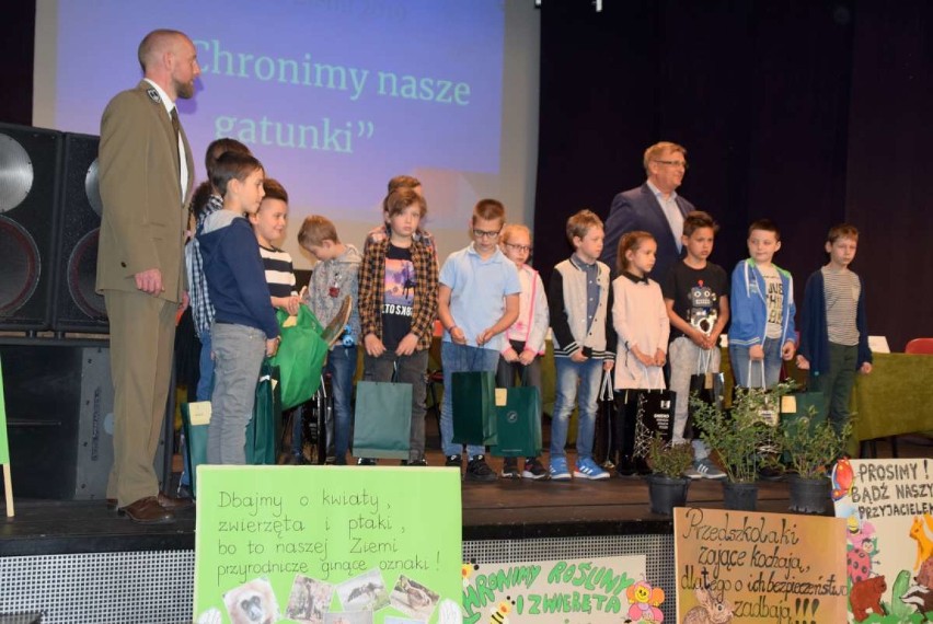 Dzieci i młodzież z Gniezna wiedzą, jak zająć się ochroną...