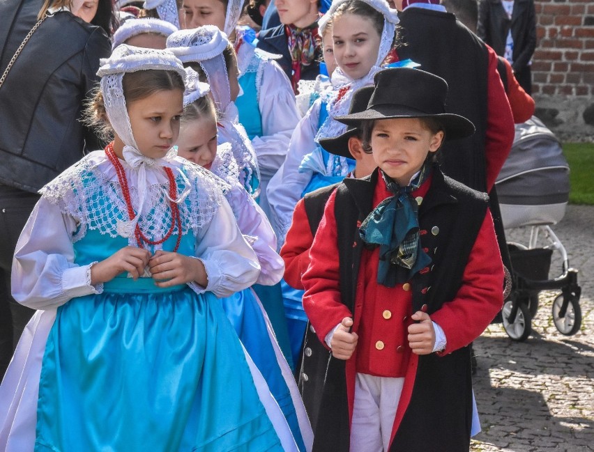 Jubileusz 50-lecia koronacji cudownej ikony Matki Bożej Pocieszenia Szamotuł Pani [ZDJĘCIA]