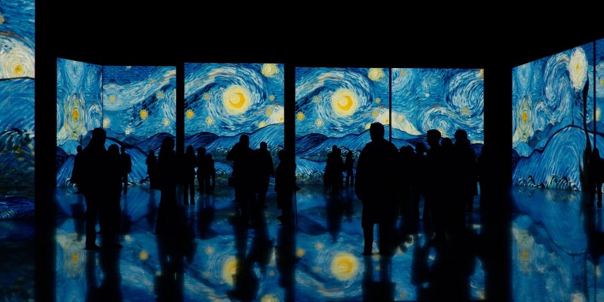 Zapomnij o tradycyjnym zwiedzaniu i zanurz się w świecie obrazów van Gogha. W Warszawie otwiera się niezwykła multisensoryczna wystawa