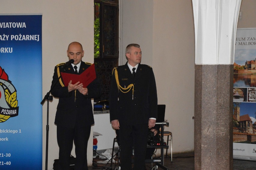 Dzień Strażaka 2019 w Malborku [ZDJĘCIA]. Awanse, odznaczenia i podziękowania dla "rycerzy Floriana"