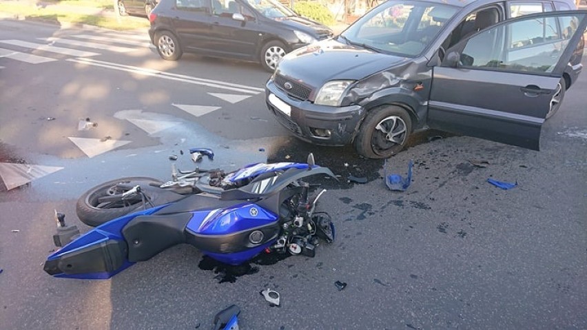 Zderzenie samochodu osobowego i motocykla w Opalenicy
