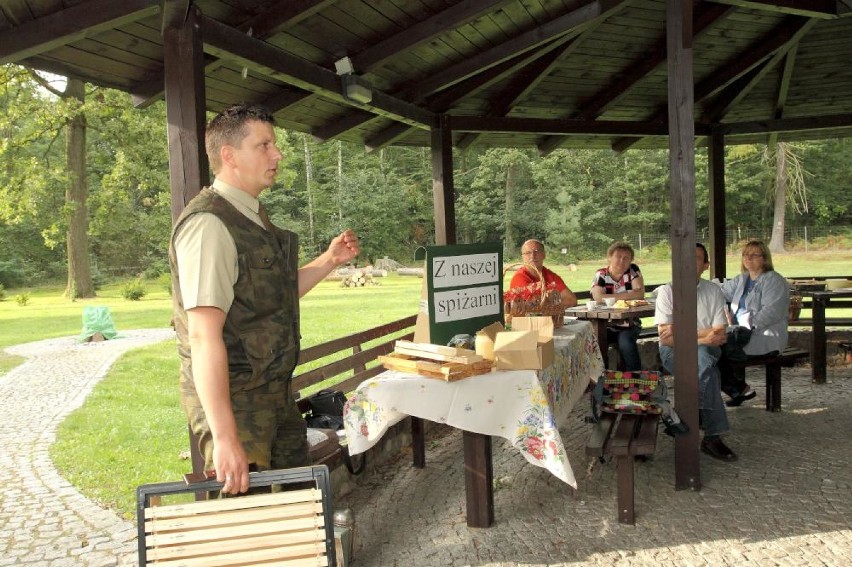 Piknik Ostrowskiego Towarzystwa Genealogicznego w Antoninie [FOTO]