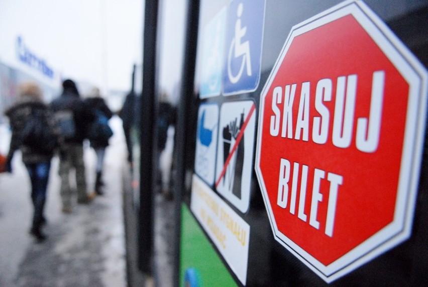 Każdego dnia z autobusów MZK w Zielonej Górze korzysta wielu...