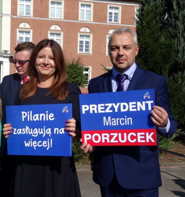 Magdalena Zgiep-Porzucek powalczy o mandat radnej powiatowej w Śródmieściu i na Zamościu, a Tomasz Słoboda o mandat radnego miejskiego na Zamościu