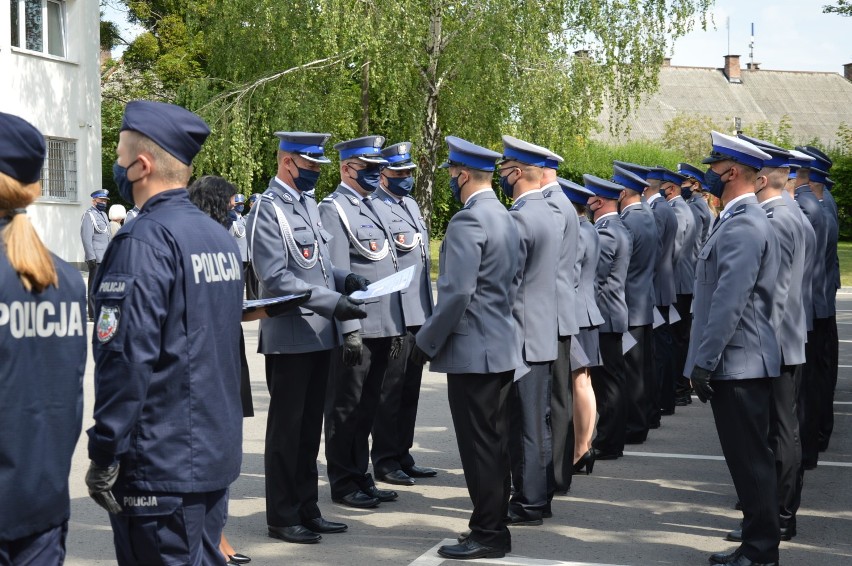 Chełm. Uroczysty apel i mianowania na wyższe stopnie z okazji Święta Policji - zobaczcie zdjęcia