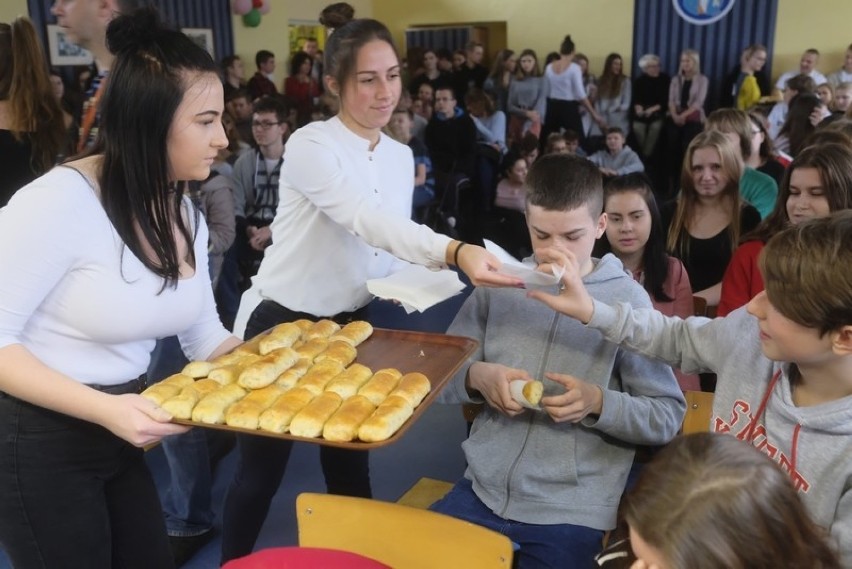 W toruńskim gastronomiku mistrzowie sztuki barmańskiej...