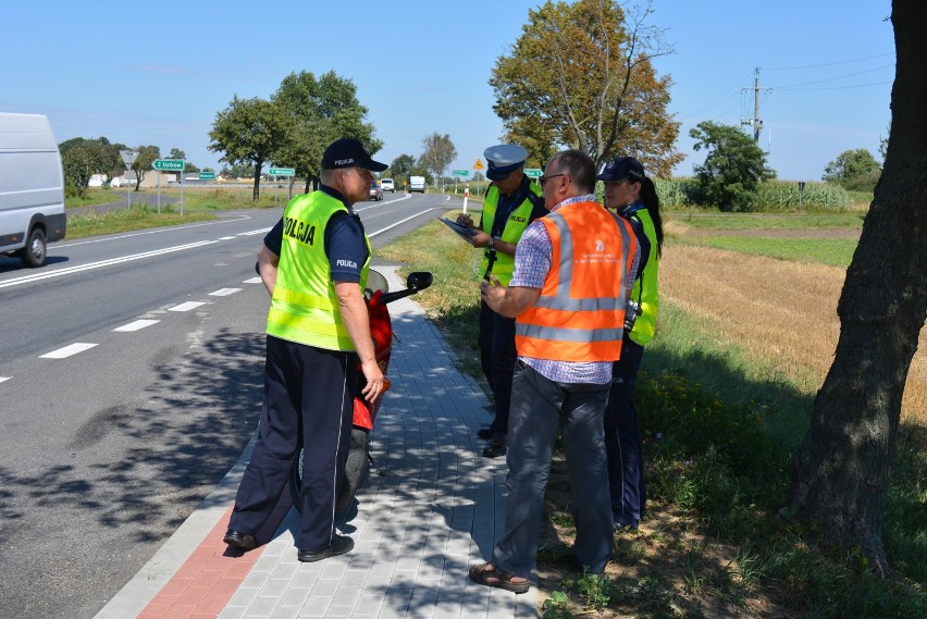 Motocyklista uderzył w tył pojazdu 