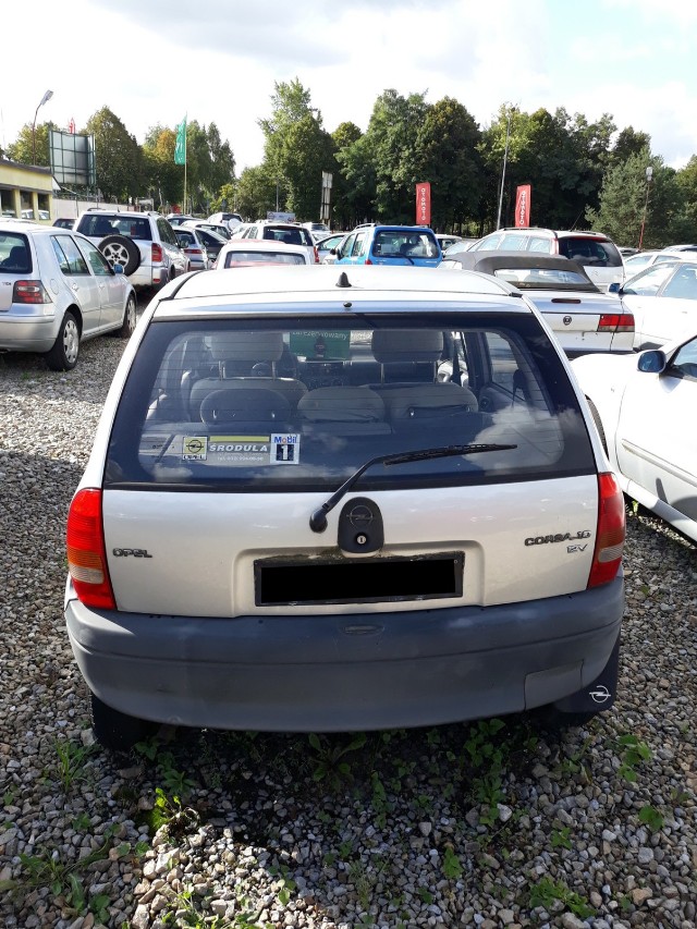 Opel corsa B 1.0
rok produkcji: 2000
cena: 2900 zł