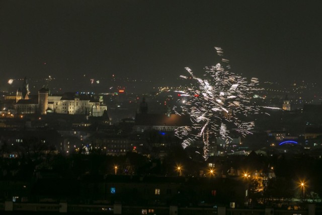 Choć nie będzie masowej imprezy na Rynku, w Krakowie będzie można świętować w kilkunastu r&oacute;żnych miejscach.