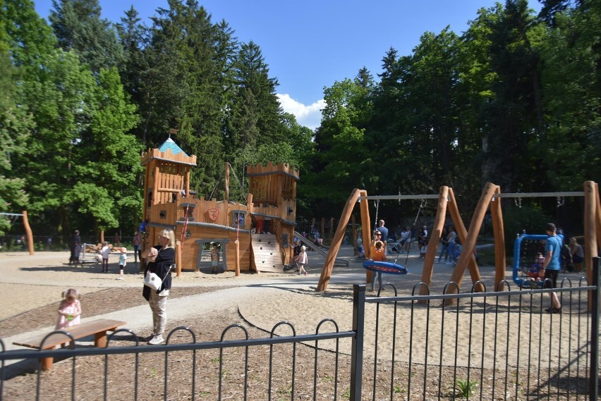 Nowy plac zabaw w Parku Szwedzkim to piękne miejsce