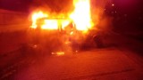 Będzin: Samochód płonął przy ulicy Świerczewskiego [ZDJĘCIA]
