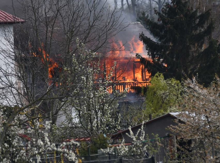Do pożaru doszło w czwartek, 29 kwietnia. Zapalił się dom...