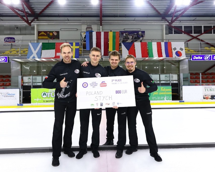 Wałbrzyszanin na podium turnieju World Curling Tour