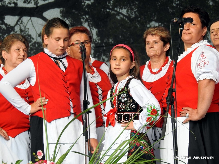 Mimo przelotnych opadów deszczu, w Pieskach odbył się...