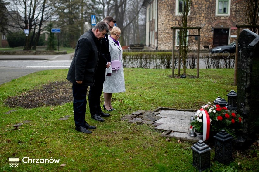 Samorządowcy uczcili pamięć ofiar zbrodni katyńskiej oraz...