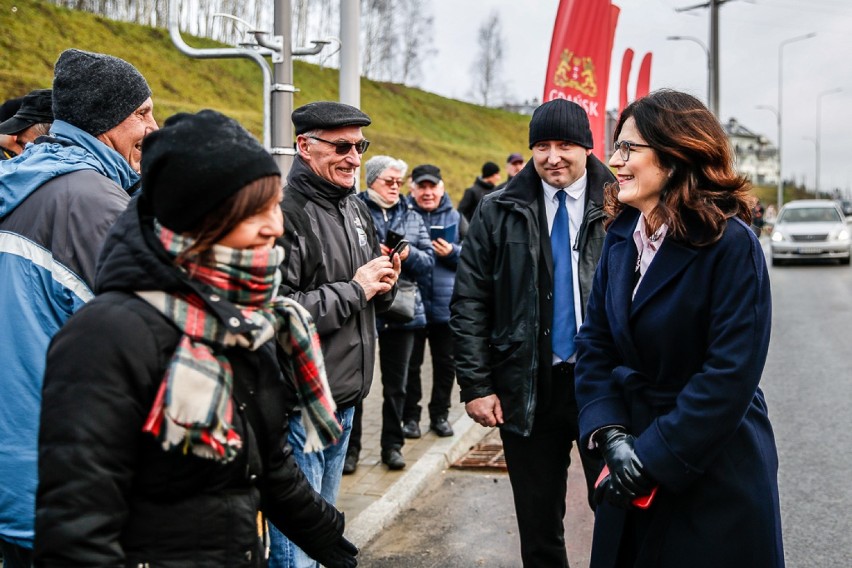 Nowa Bulońska Północna oficjalnie aleją Pawła Adamowicza. Estakada wenecka już przejezdna! [ZDJĘCIA]