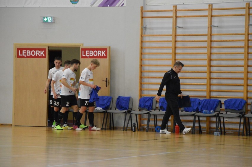 Futsal. Team Lębork przegrał z AZS UW Darkomp Wilanów i stanął nad przepaścią.