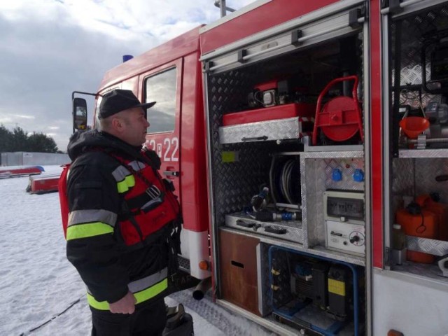 Strażacy z Piły ratują ludzi dzięki profesjonalnemu sprzętowii