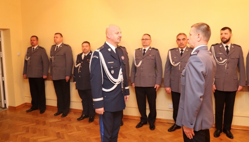 Tomasz Pacholski nie jest już komendantem Komendy Powiatowej Policji w Radziejowie. Przeszedł na emeryturę po 30 latach [zdjęcia]