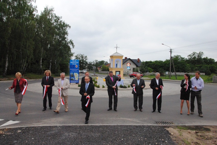 Największa inwestycja drogowa w dziejach powiatu kaliskiego oficjalnie oddana do użytku. ZDJĘCIA